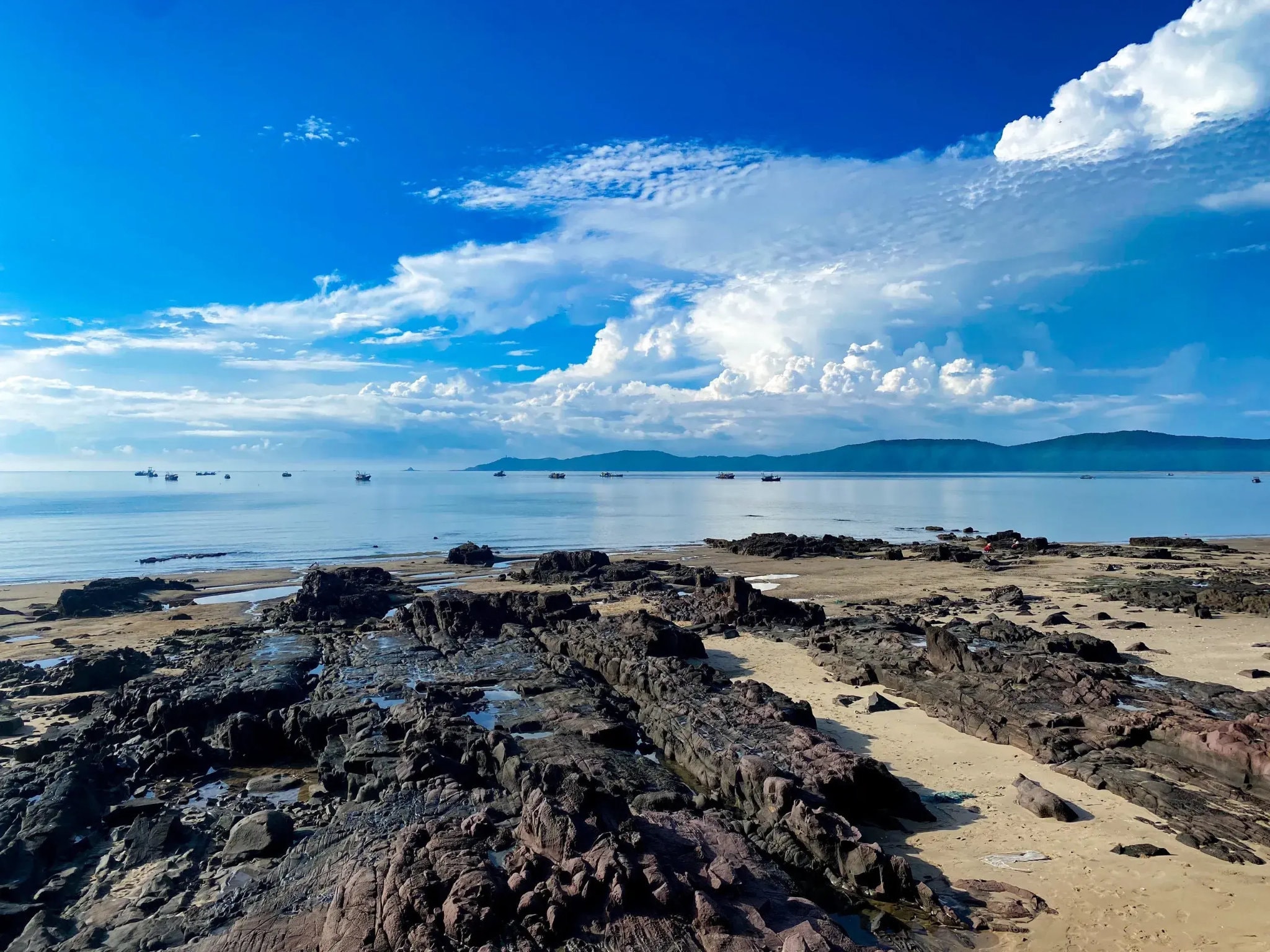 Tra Co Beach in Mong Cai is known as the longest and most romantic beach in Northern Vietnam